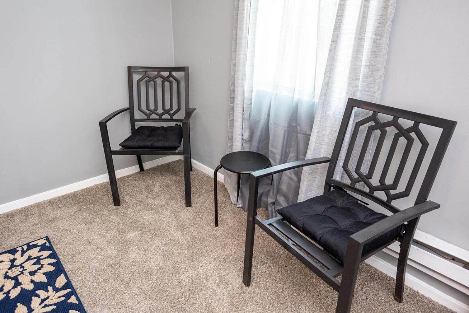 Cozy Haven At The Footsteps Of Harbor East Baltimore