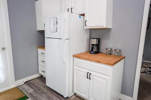 Cozy Haven At The Footsteps Of Harbor East Apartment